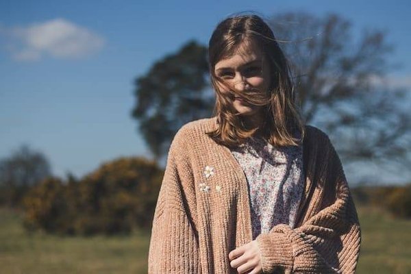 Comment s'habiller éthique et chic avec la broderie ?